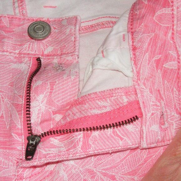 TOMMY BAHAMA Bermuda Shorts, 28, Pink Floral, Boardwalk, Knee length, Pockets - Picture 10 of 14